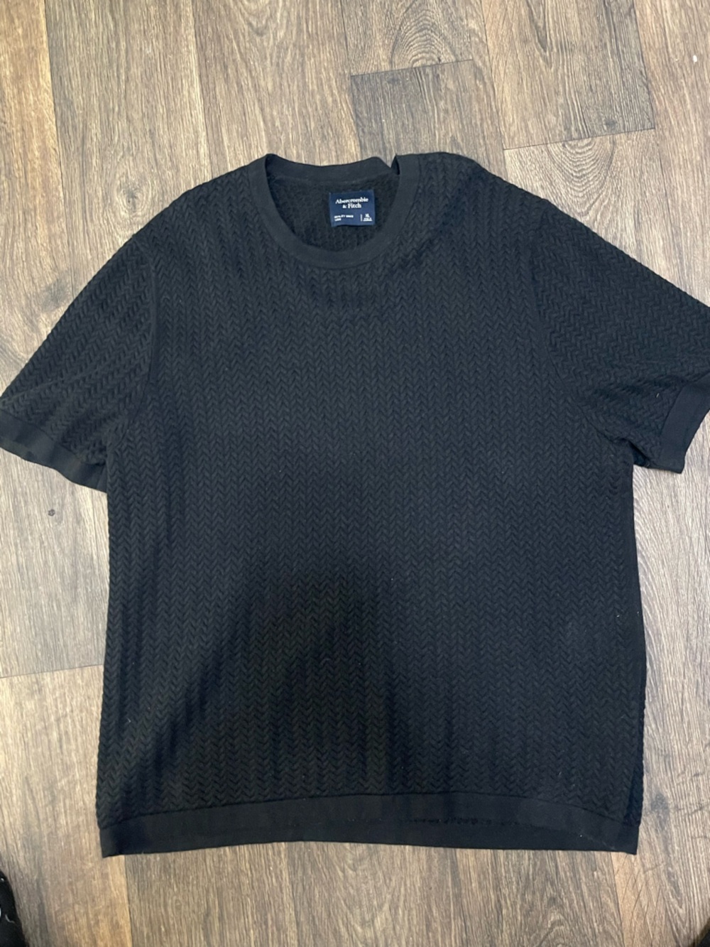 Abercrombie & Fitch Black Textured Short Sleeve Crew Tee - Picture 2 of 5
